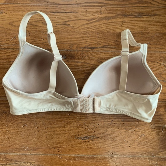 Warner's Women's Blissful Benefits Wireless Lift T-Shirt Bra Tan Nude Size 38C - Picture 6 of 9
